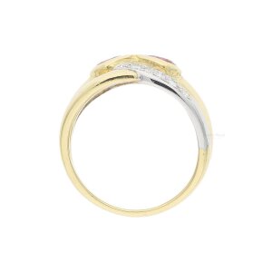 Ring 750/000 (18 Karat) Weiß- & Gelbgold mit Rubinen & Brillanten getragen 25320696