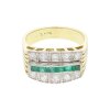 Ring 585/000 (14 Karat) Gold mit Smaragd und Brillanten getragen 25320731