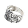Herren Ring Silber 925/000 geschwärzt mit Drachen Motiv und Onyx getragen 25321142