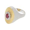 Rubin Ring Gold und Weißgold 750 Diamanten Second Hand 25321472 getragen
