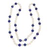Perlenkette aus Akoya Zuchtperle mit Lapislazuli, getragen 25321753