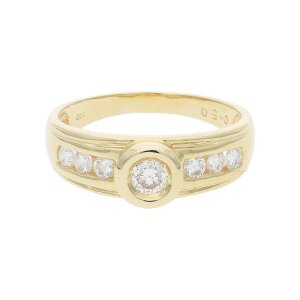 Ring 585/000 (14 Karat) Gold mit Brillanten, getragen...