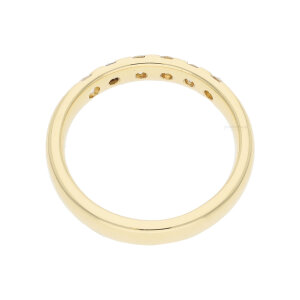 Ring 750/000 (18 Karat) Gelbgold mit Brillanten, getragen 25322861