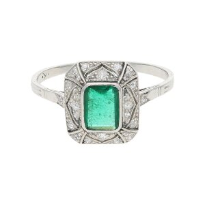 Smaragd Ring antik 950/000 Platin mit Diamanten, getragen...