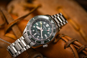 Seiko Taucheruhr SPB381J1 Prospex Divers Edelstahl