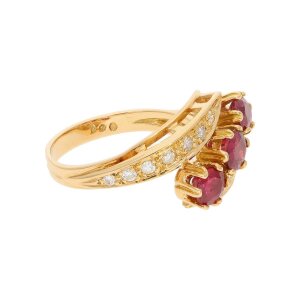 Rubin Ring Gelbgold 750 mit Brillanten Second Hand wie...