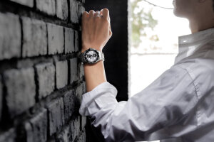 Seiko Herrenuhr SSH153J1 Astron GPS Solar Dual Time...