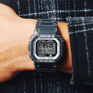 Casio Uhr G-SHOCK SERIE 5600 DW-5600RGM-1ER Resin,...