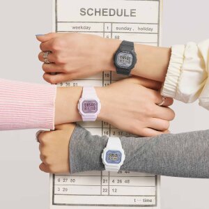 Casio Baby-G Damen Armbanduhr BGD-565SC-2BER Resin, Weiß